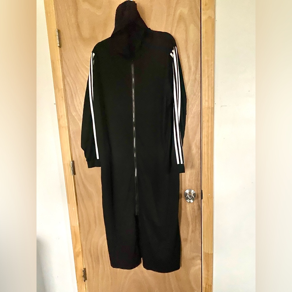 Black Full-Zip Women's Jacket